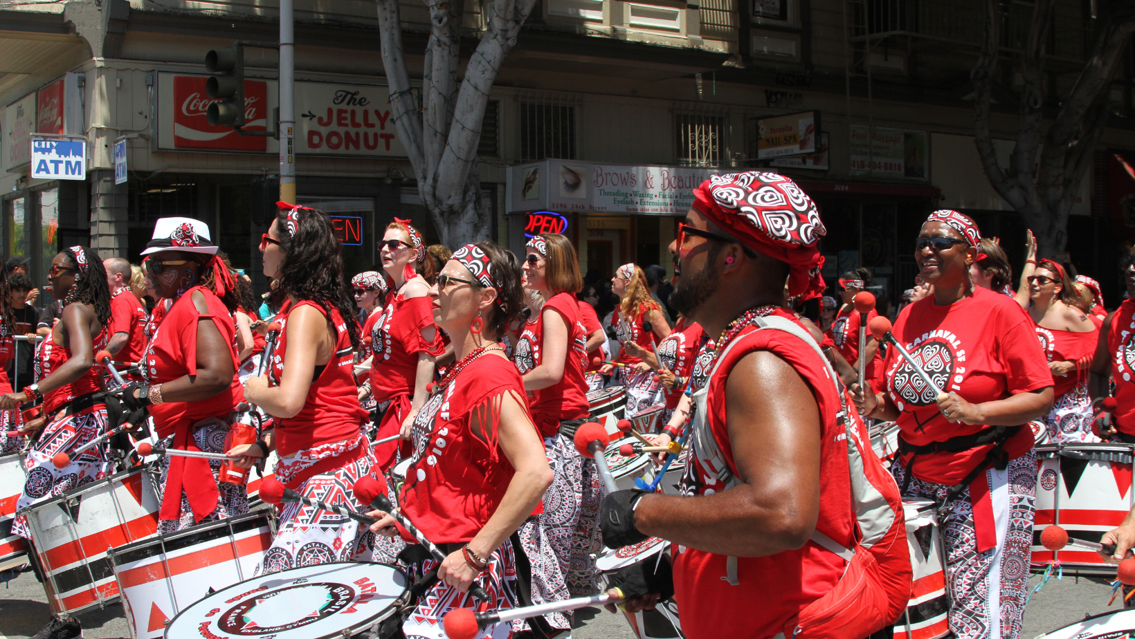 Ensaios, blocos de carnaval e folia já começaram em SP - Espaço do Povo