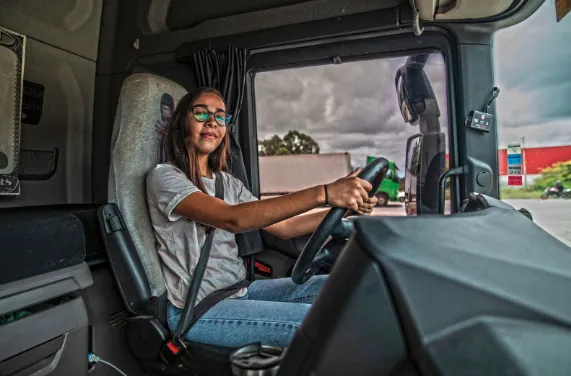 Marcele Lopes da Cruz Caminhoneira | Vitória da Conquista. Cred.: Caminhoneiros do Brasil