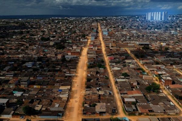 Maior Favela do Brasil fica perto do Plano Piloto de Brasília