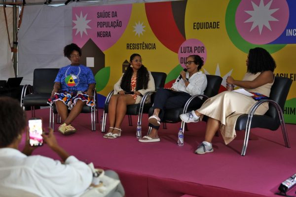 Professora cria bloco Ara Ketu em 1980